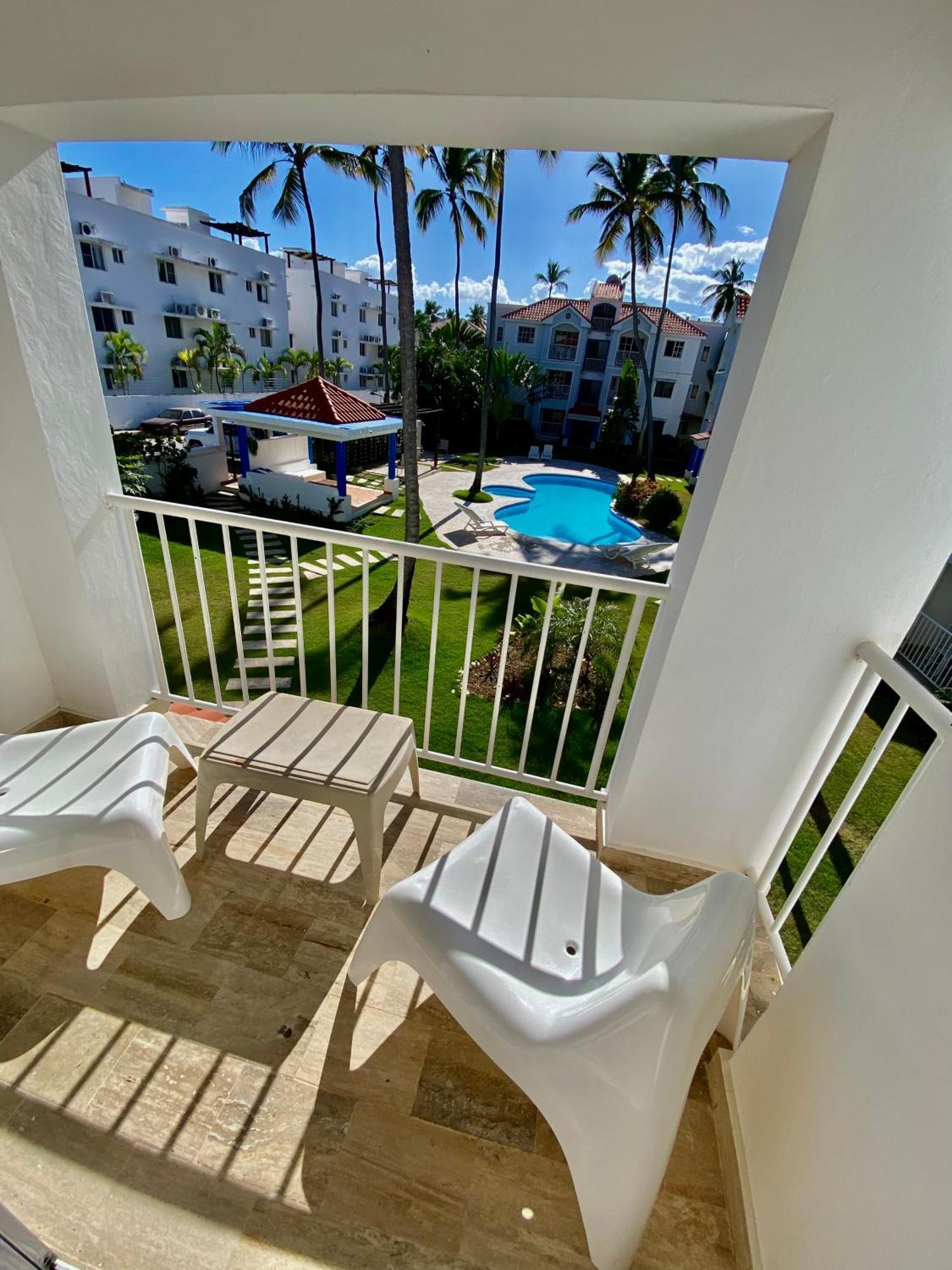 Madonna Pool Beach Los Corales 푼타 카나 외부 사진