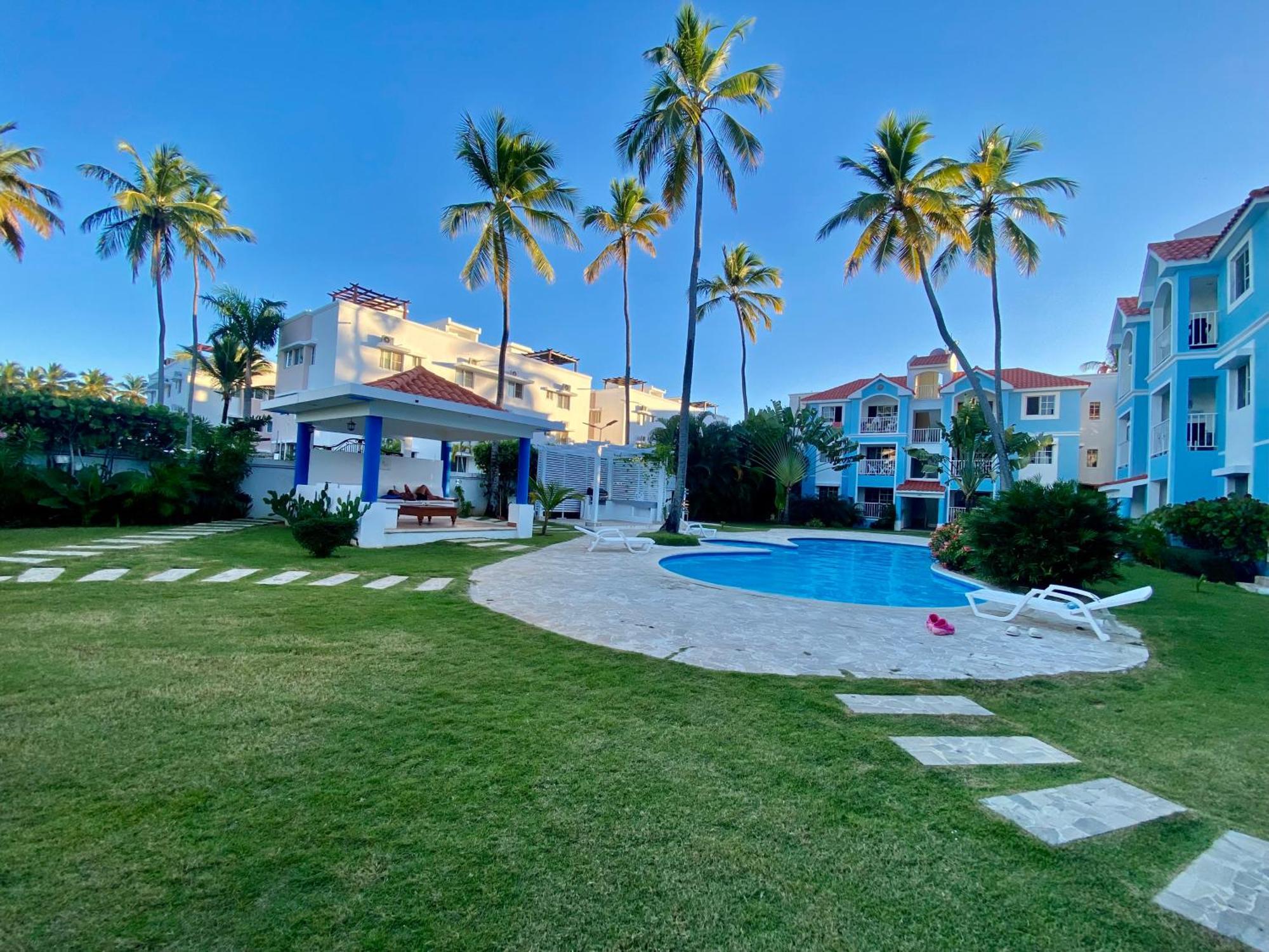 Madonna Pool Beach Los Corales 푼타 카나 외부 사진